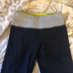 Lululemon original GROOVE tall
